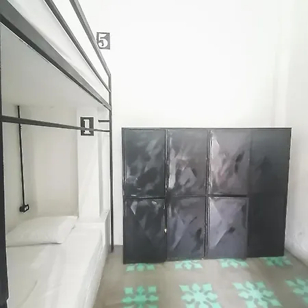 Hostal Media Luna *